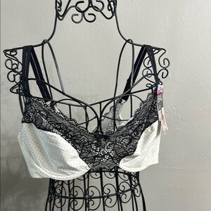 Bali Black and White Lace Bra